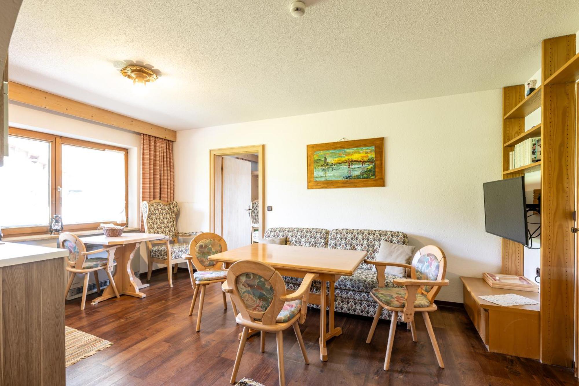 Haus Widdersteinblick Guest house