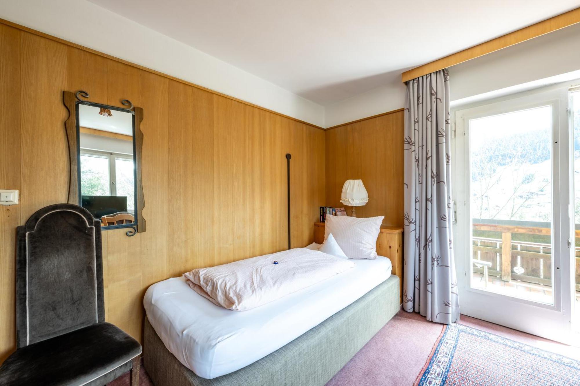 Haus Widdersteinblick Guest house 3*